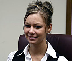 Amanda Leslie